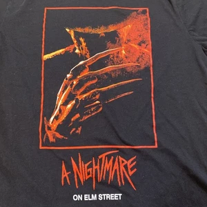 Nightmare On Elm Street T Shirt Size Large Freddy Krueger  - Picture 1 of 6