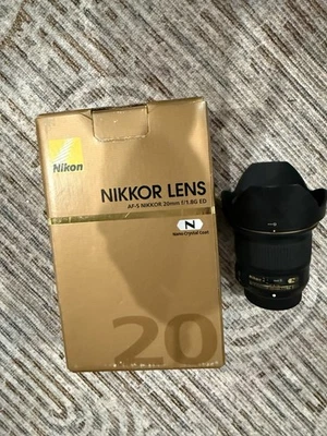 Nikon AF-S Nikkor 20mm f/1.8 G Ed Lens with HB-72 Hood and Lens Caps - Image 1 of 4