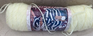 CARON DAWN SAYELLE YARN Primrose 0309 3.5 oz Worsted Vintage Made in USA - Picture 1 of 6