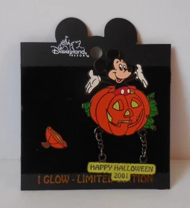 Disney Pin DLR Disneyland Halloween Mickey Jumping out of a Pumpkin 2 Pin Set - Bild 1 von 2