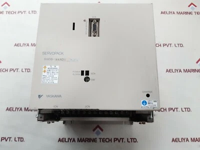Servopack Yaskawa Électrique SGDB-44ADMY223A 200/300V 50/60Hz Phase 3 - Photo 1/4