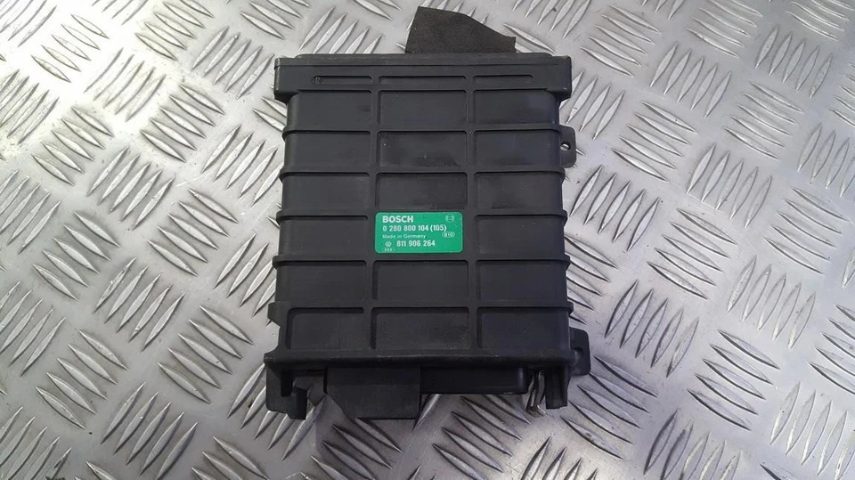 Volkswagen Golf 1992 ECU Engine Computer (Engine Control Unit) 811 #359239-00 — 第 1/1 张图片