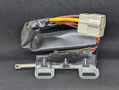 INTERRUPTOR DE ENCENDIDO NORS 1970 FORD MUSTANG MERCURY COUGAR CONECTOR GRIS DOAZ-11572A Foto 1 de 4