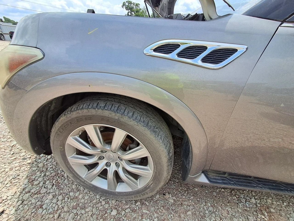 (LOCAL PICKUP ONLY) Driver Left Fender Fits 14-17 INFINITI QX80 2527626 - Image 1 of 1