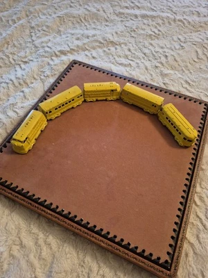 Set Of 5 Vintage Midgetoy Train Cars, Yellow Dual Diesel Express 1973 - Image 1 of 4