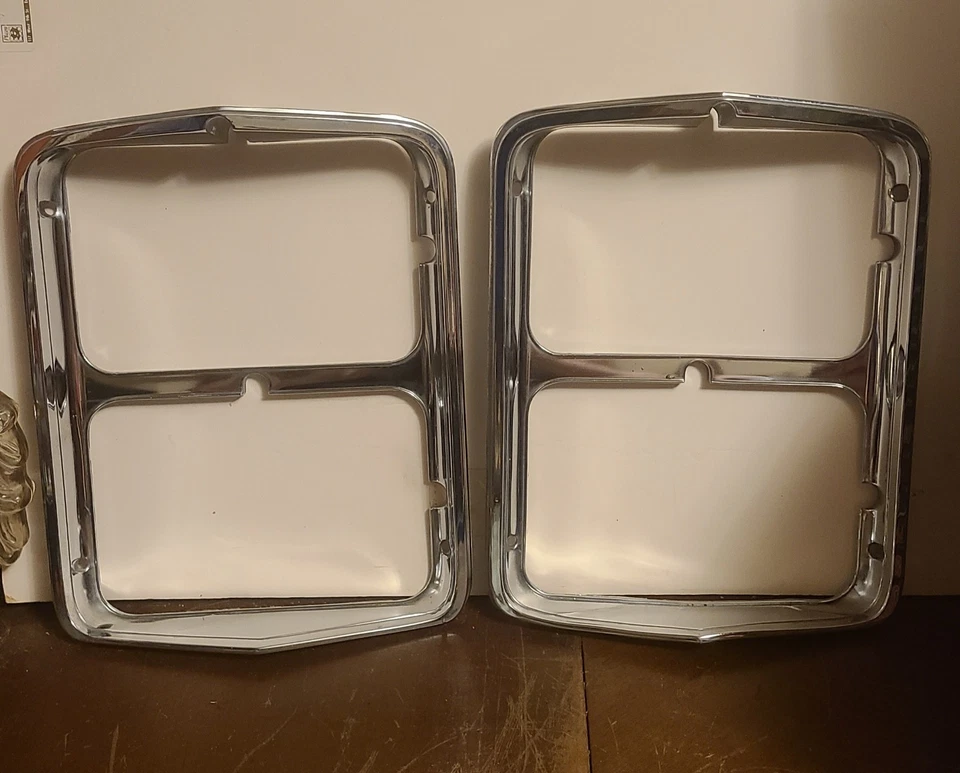 1977-78 Dodge Monaco Plymouth Fury LH Headlight Door Cover Pair of Bezels - Image 1 of 4