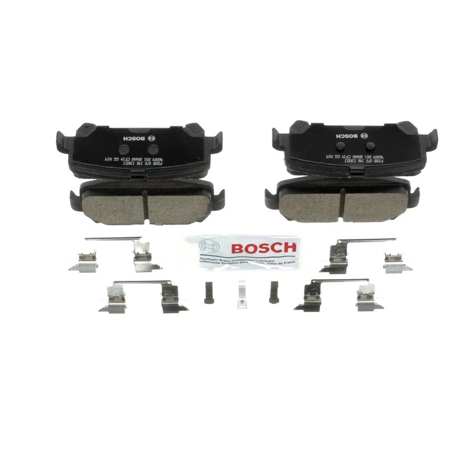 Juego de pastillas de freno de disco traseras Bosch BC1806 para Chevrolet Colorado GMC Canyon 2015-2020 Foto 1 de 4