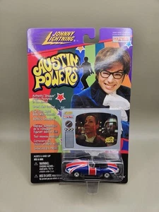 Johnny Lightning: Hollywood on Wheels - Austin Powers: Shaguar - #362-88 - BNIB - Picture 1 of 2