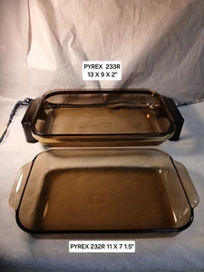 PYREX Amber 232R 11 X 7 X 1.5" and 233R 13 X 9 X 2" with stand 3 pieces Vintage - Picture 1 of 16