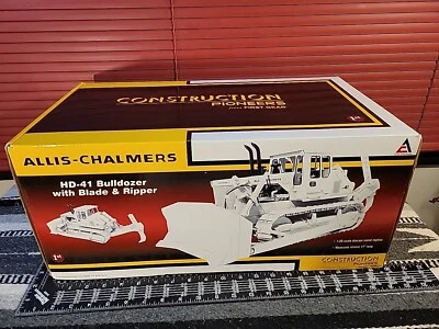 Allis Chalmers HD 41 Bulldozer w/ Blade & Ripper by First Gear - Image 1 of 4