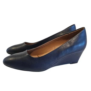 Aerosoles marineblau geschlossene Zehe Keilabsatz Schuhgröße 8 Kunstleder klassische Pumps - Bild 1 von 9