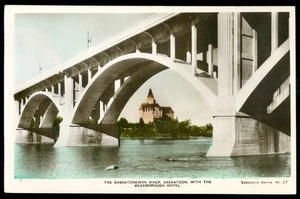 BESSBOROUGH HOTEL - SASKATOON, SASK POSTCARD - Bild 1 von 1