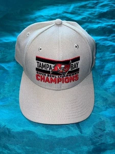 Tampa Bay Buccaneers Men's New Era 9FORTY Super Bowl LV Champions Adjustable Hat - Picture 1 of 4