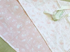PEACOCK ALLEY $ 125 NEU MIT ETIKETT JACQUARD KINDERZIMMER DECKE 100 % BAUMWOLLE KRIPPE DECKE - Bild 1 von 8
