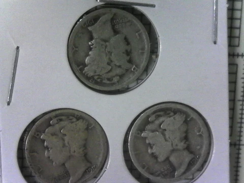 1919- P D S Mercury dimes! no cost shipping! 3 coins! Cover