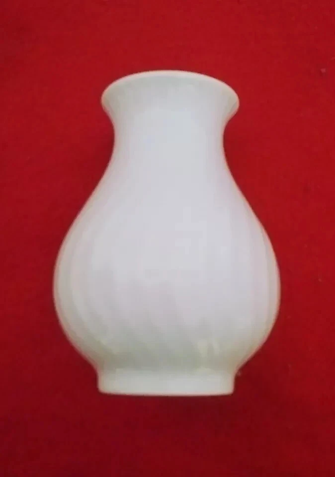 Kaiser-Porzellan, Tischvase in weiß - Bild 1 von 1