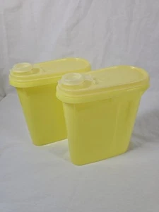 Set 2 1970s Tupperware 1 Quart Pitcher Yellow Beverage Buddy Slimline Juice #792 - Picture 1 of 4