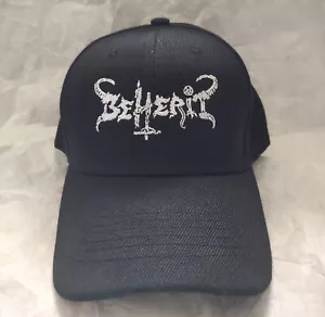 Beherit schwarz Kappe Haken und Schlaufe Verschluss Hut schwarz Metall dunkel Sarkophag Blasphemie - Bild 1 von 3