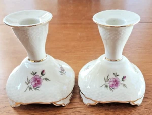 Royal Copenhagen Frijsenborg 910-1711 Candlesticks 4" Danish Porcelain Pair Mint - Picture 1 of 4