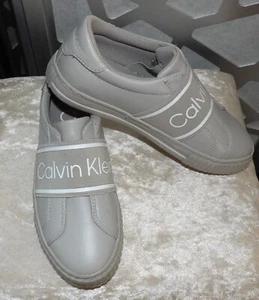 CALVIN KLEIN CLAIREN LIGHT GRAY SLIP ON FASHION SNEAKERS ( SZ:5M) - Picture 1 of 4