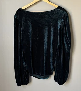 Green Velvet Top Long Sleeve Open Back Plus Size 4X Holiday Going Out Top - Picture 1 of 5