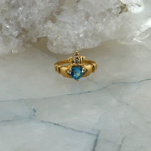 14K Yellow Gold Claddagh Ring Blue Topaz Heart, size 6.5 - Picture 1 of 10