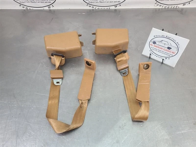1981-91 Chevy/GMC Suburban 3rd Row Seat Belt Retractor Pair, Tan - OEM - Image 1 of 4