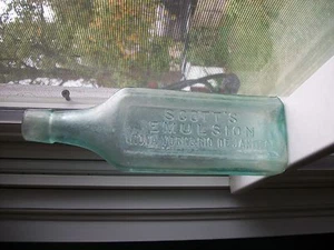 SCOTT'S EMULSION NOVA YORK & RIO DE JANEIRO BRAZIL LIME SODA MAN WITH HUGE FISH - Picture 1 of 5