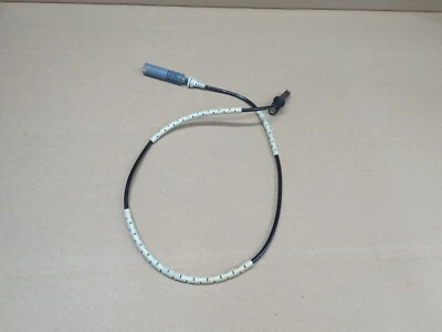 Sensor de velocidade de roda traseira ABS BMW 128i 135i 328i 335i 2006-2013 E82 E90 E91 E92 - Imagem 1 de 3
