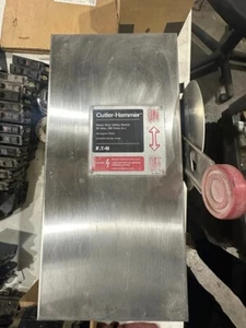 Interruptor de seguridad Eaton Cutller-Hammer DH361FWK 30A, 600V LG - Imagen 1 de 2
