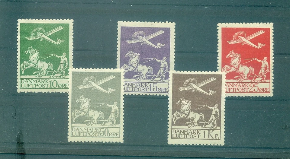 Dinamarca - Sc# C1-5. Avión y arador 1925-9. Bisagras pesadas como nuevas. $377,50. Foto 1 de 1