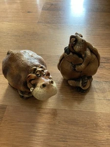 John Raya x2 BEASTIES OF THE KINGDOM 1980s Ornament Figurine Signed - Picture 1 of 6
