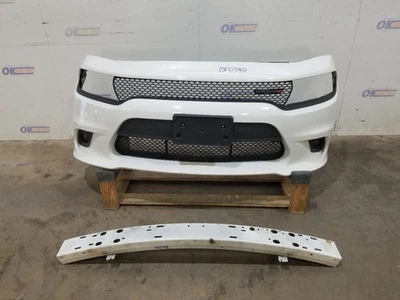 21 2021 DODGE CHARGER R/T FRONT BUMPER ASSEMLBY WHITE WITH GRILLES AND FOGS - Изображение 1 из 4
