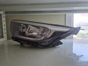 Faro izquierdo LED KIA Stonic 2018 92101-H8500 - Imagen 1 de 4