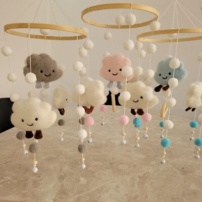 MARKENLOS Traumhafte Wolkenwelt: Baby Mobile mit Wolkenmotiven