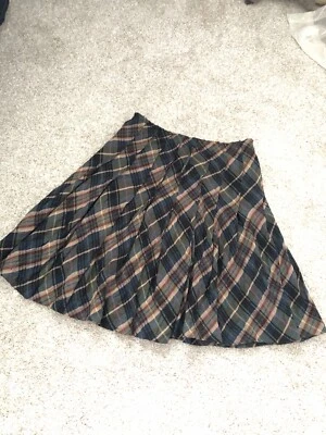 Club Monaco Texturized  Wool Cotton Blended Skirt Sz 4 - Image 1 of 4