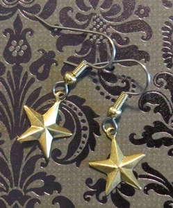 Celestial Star Earrings 24 Karat Gold Plate 5 Pointed Stars - Picture 1 of 5
