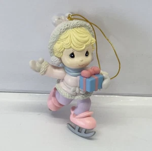 Momenti Preziosi Ornamento Bambina Pattinaggio su Ghiaccio 1995 Collezione Casa Per Le Vacanze - Foto 1 di 8