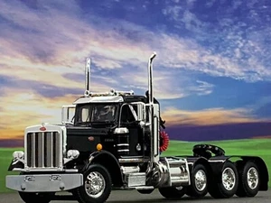 1/64 DCP BLACK PETERBILT 359 TRI AXLE DAY CAB - Picture 1 of 5