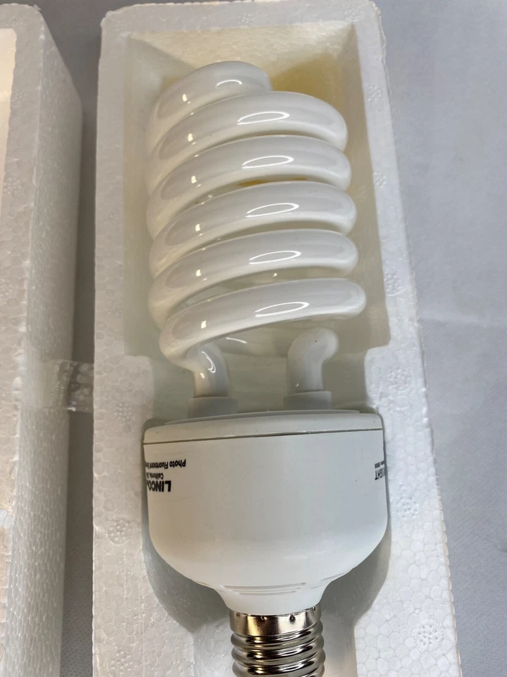 Linco Photo Fluorescent Daylight Energy Lamp PP170053 50W 5000K 120V 60HZ New - Image 1 of 4