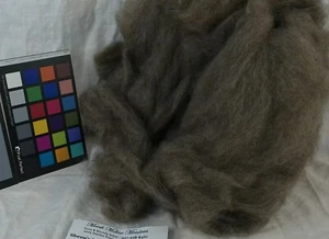 Romney wool roving natural dark gray spin weave felting fiber arts crochet knit - Picture 1 of 4