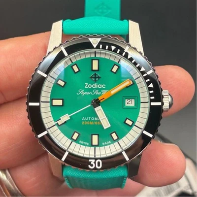 Zodiac Super Sea Wolf ZO9305 40mm Mens Automatic Green Dial Diver Watch NIBWT - Image 1 of 4