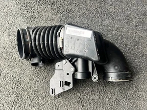 BMW B57 Air Intake Pipe - 8571705 - Picture 1 of 3