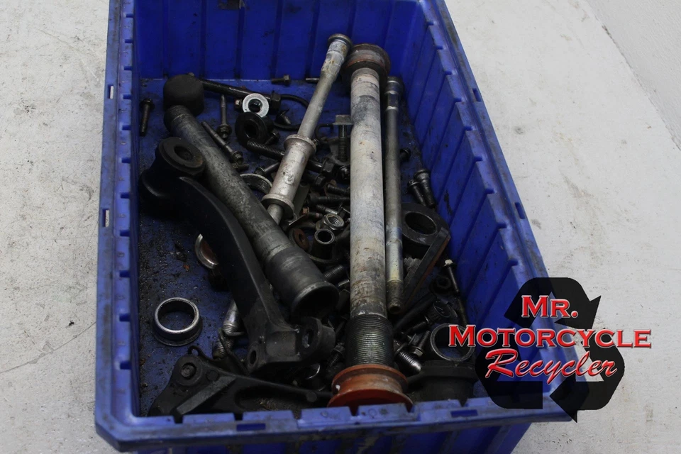 Kawasaki Ninja ZX12R 2003 OEM COLECCIÓN MISCELÁNEA DE HERRAJES, PERNOS C42D Foto 1 de 3