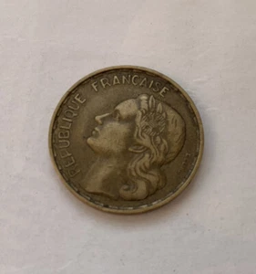 50 Francs 1952 Coin France Very Fine Condition- VF - 35 - Picture 1 of 12
