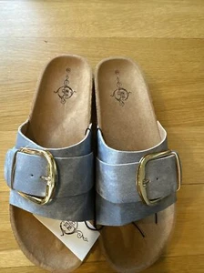 NWT Ariane Style Denim Buckle Slide Womens Sandals NWT Sz 9 - Picture 1 of 4