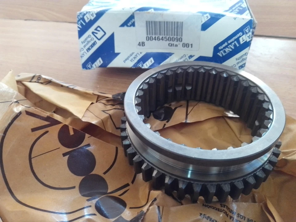 Transmission Sleeve for Fiat Brava Bravo Palio Marea Punto Uno 46450090 - Image 1 of 1