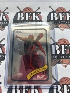 2025 Topps Chrome Marvel Daredevil #97 (A) - Bild 1 von 2