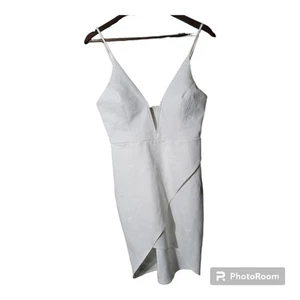 Lulu's Dare to Take the Plunge weißes Tulpen-Minikleid Damengröße Small - Bild 1 von 13