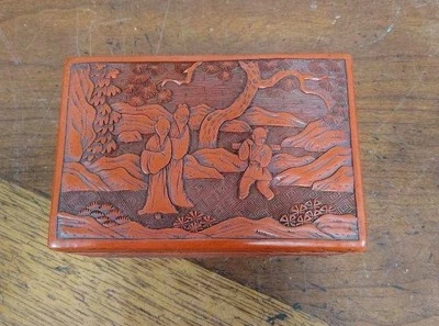 Antiguo siglo XIX. Caja de cigarrillos china tallada con laca de cinabrio rojo -C97 Foto 1 de 4
